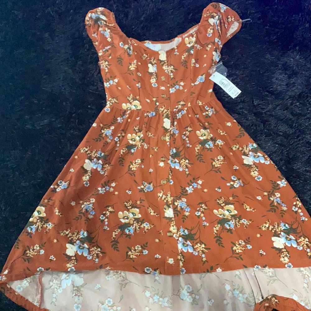 Floral dress with buttons
